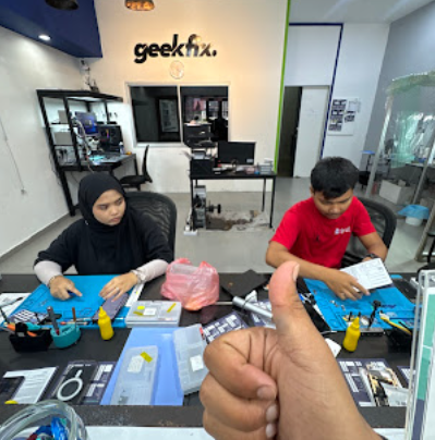 Customer review photo — GeekFix Malaysia